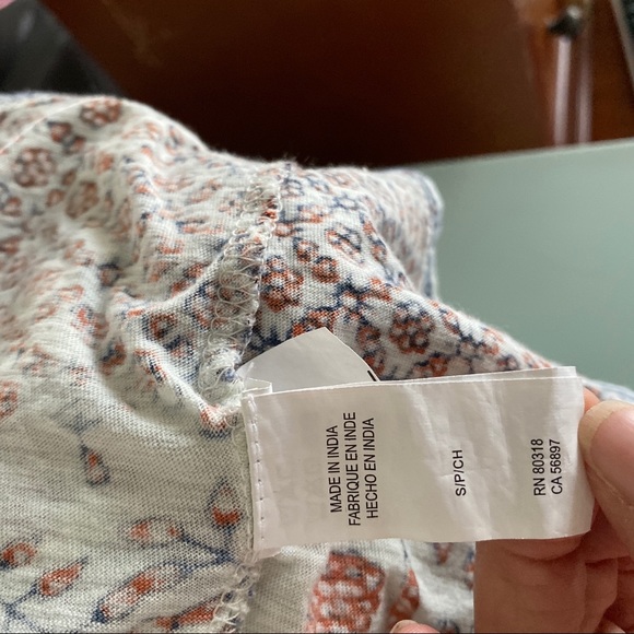 Lucky Top Sleeveless V-Neck Print Sz S Crop Top - Picture 14 of 15